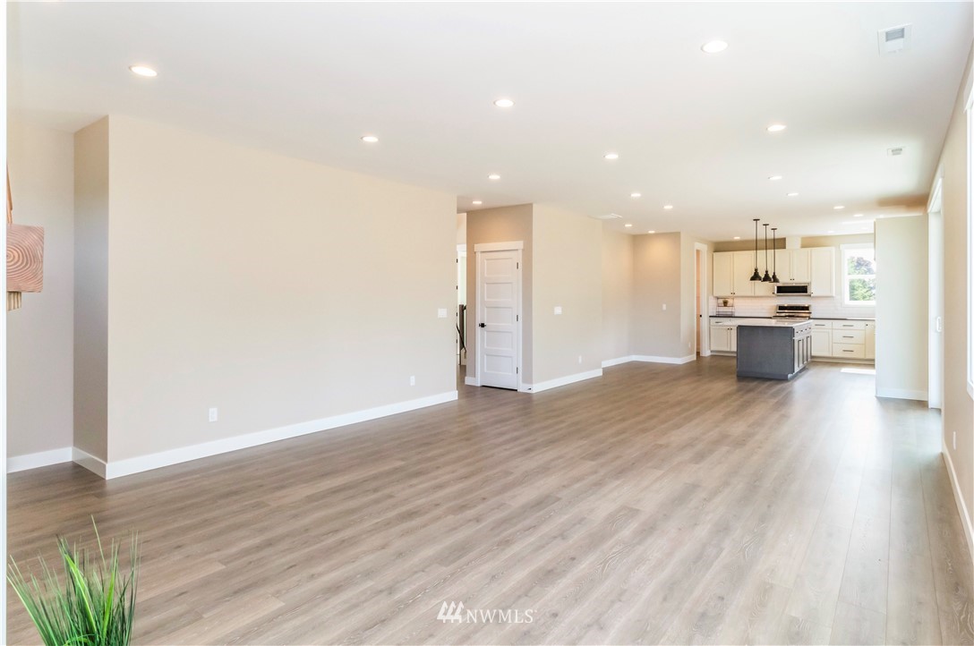 7121 Riverview Road Snohomish, WA 98290 - Photo 22 of 26 Gallery Image 22