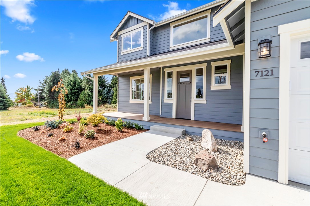7121 Riverview Road Snohomish, WA 98290 - Photo 4 of 26 Gallery Image 4