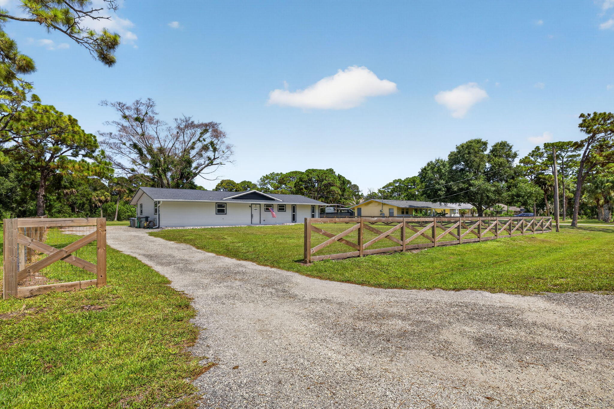 5912 Pinetree Drive Fort Pierce, FL 34982 - Photo 6 of 40 2-web-or-mls-3A5A1386
