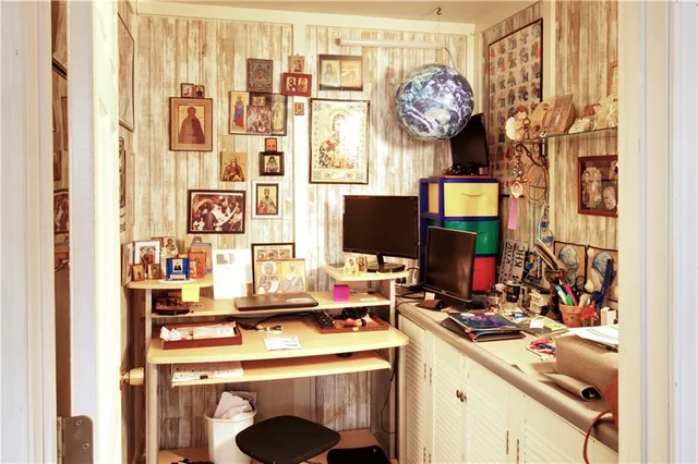 $329,900 | 1804 Countryside Drive, Pittsburg, KS 66762