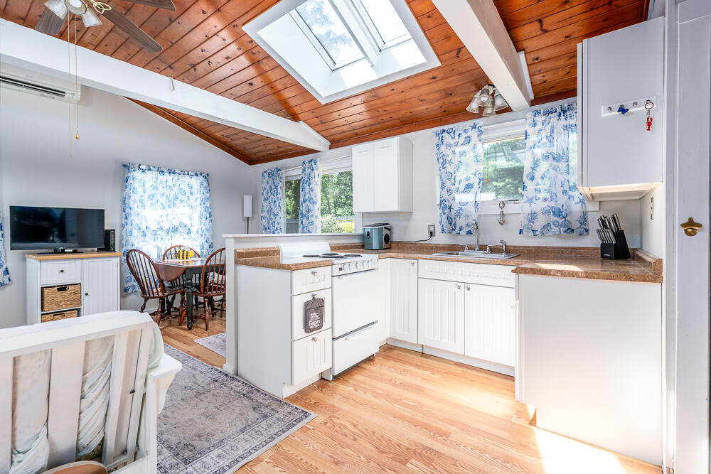 20 Hi Ona Hill Road Centerville, MA 02632 - Photo 5 of 19 kitchen1