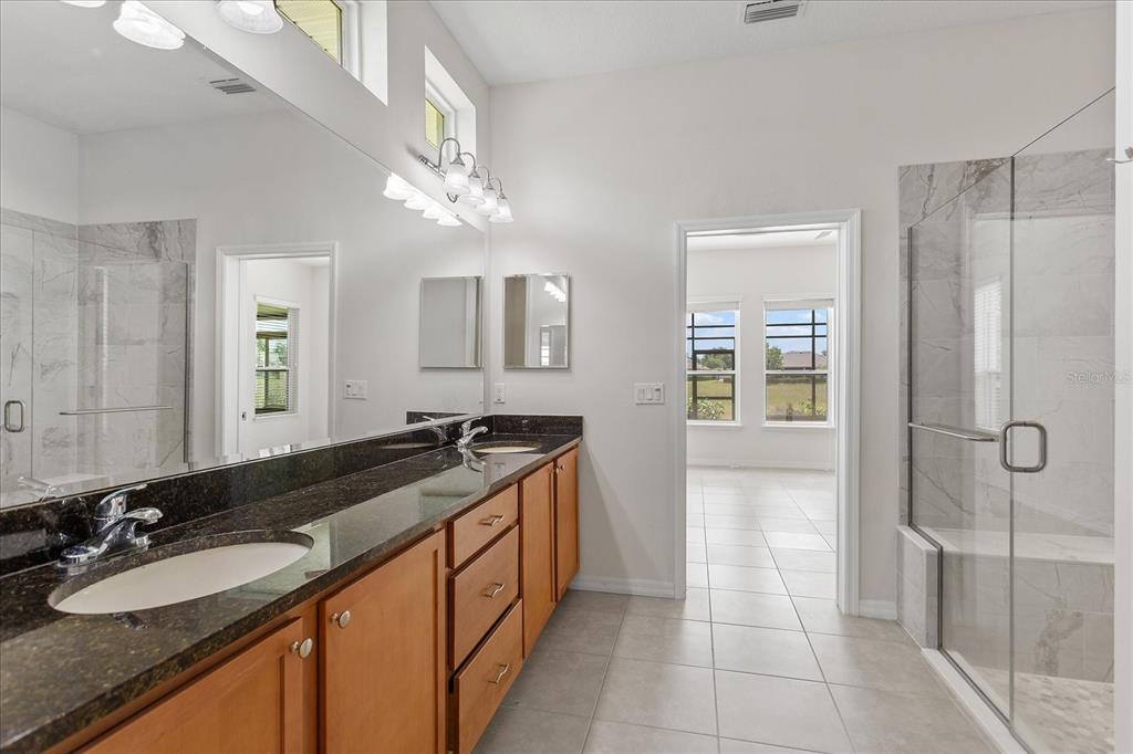 124 Balmy Coast Road Groveland, FL 34736 - Photo 15 of 37