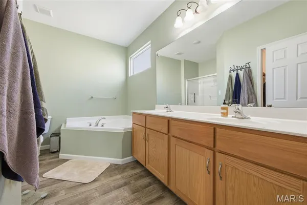 $345,000 | 1631 St Charles Drive, Hillsboro, MO 63050