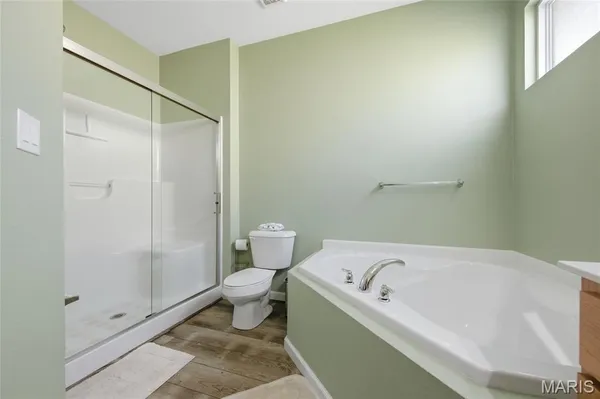 $345,000 | 1631 St Charles Drive, Hillsboro, MO 63050