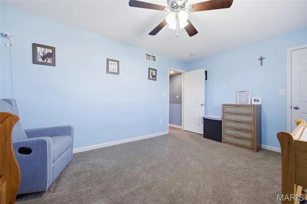 $345,000 | 1631 St Charles Drive, Hillsboro, MO 63050