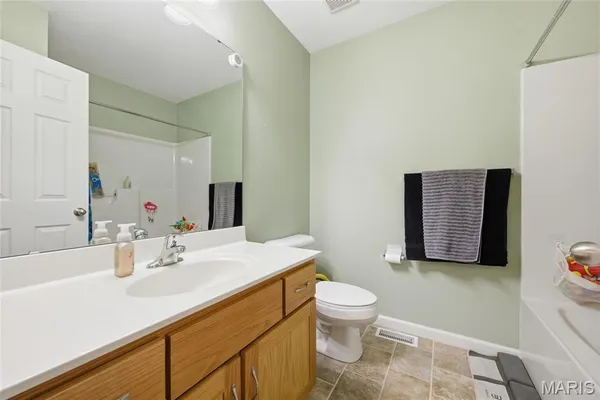 $345,000 | 1631 St Charles Drive, Hillsboro, MO 63050