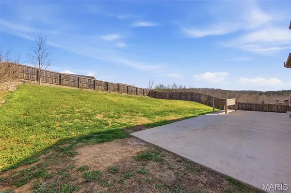 $345,000 | 1631 St Charles Drive, Hillsboro, MO 63050