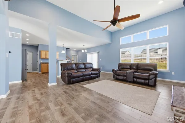 $345,000 | 1631 St Charles Drive, Hillsboro, MO 63050