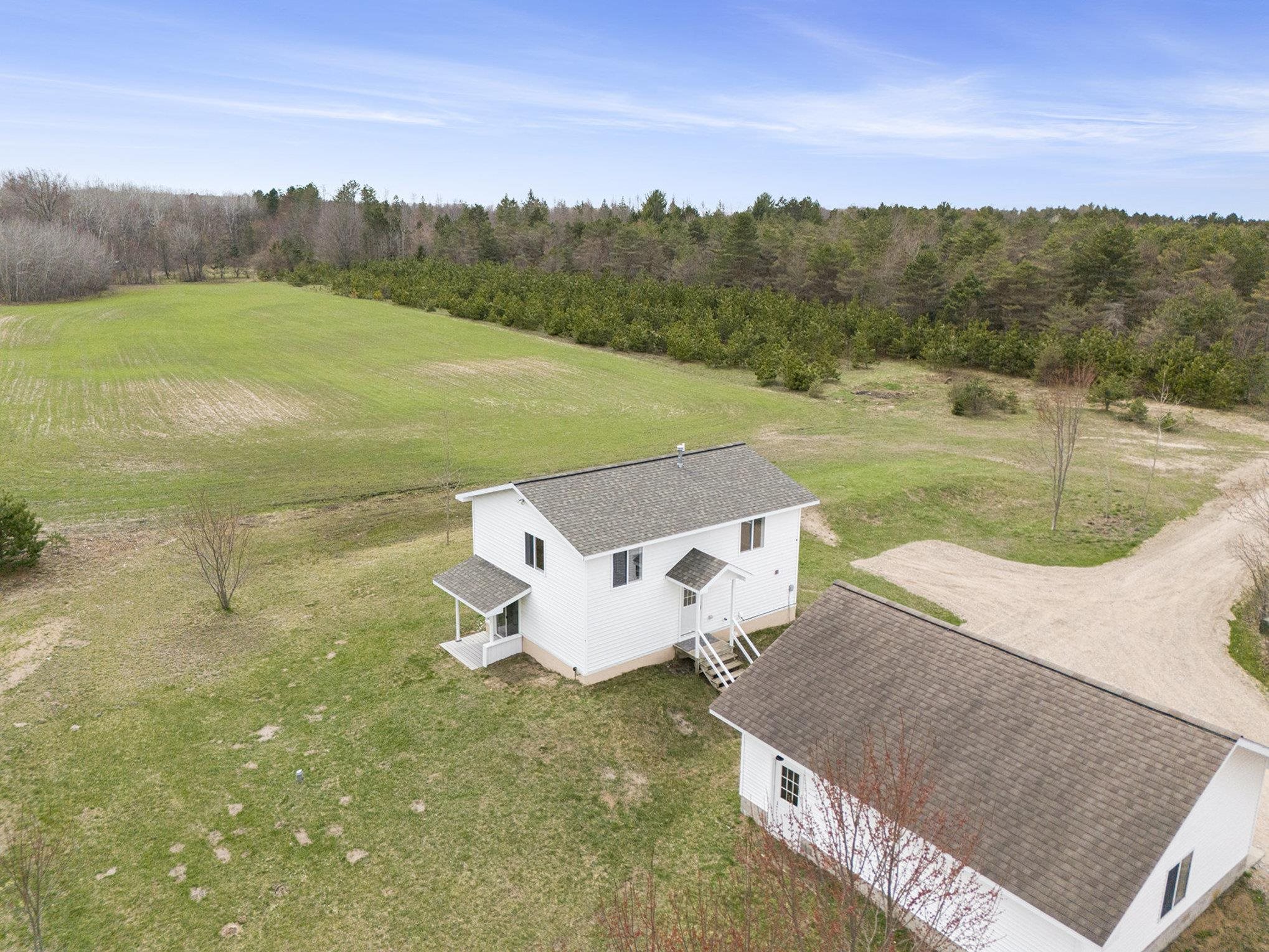 19279 St Johns Road Interlochen, MI 49643 - Photo 24 of 43
