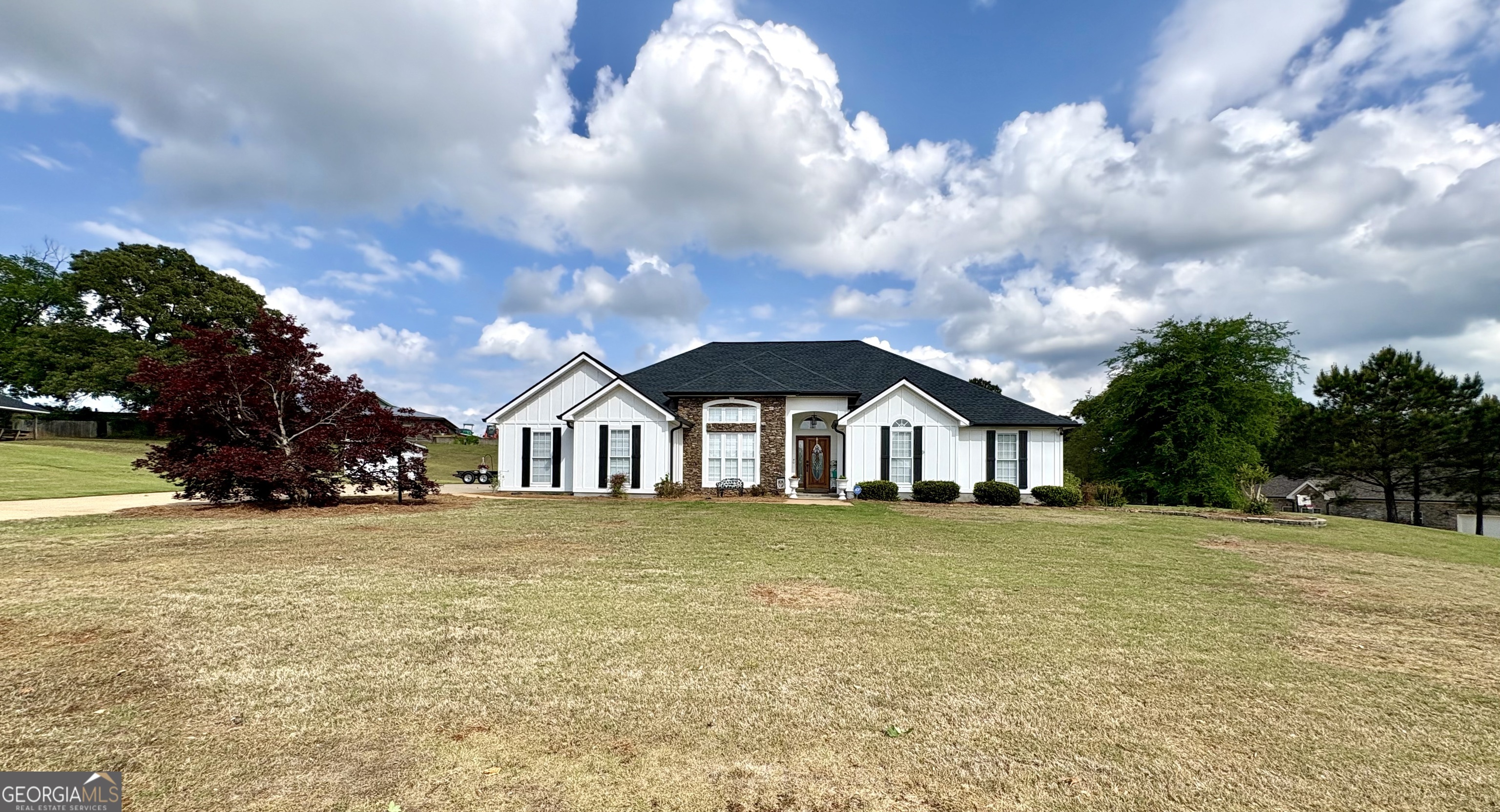 102 Troon Way LaGrange, GA 30241 - Photo 2 of 36