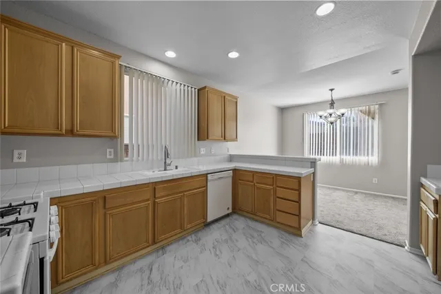 $480,000 | 14323 Moon Valley Street, Victorville, CA 92394