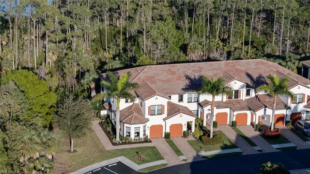 $535,000 | 15184 Butler Lake Drive, Unit 101, Naples, FL 34109