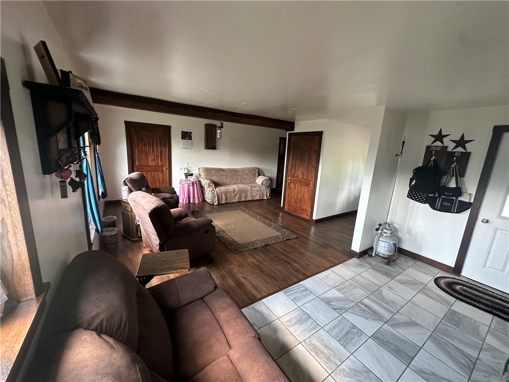 6619 Hardys Road Pike, NY 14024 - Photo 9 of 38