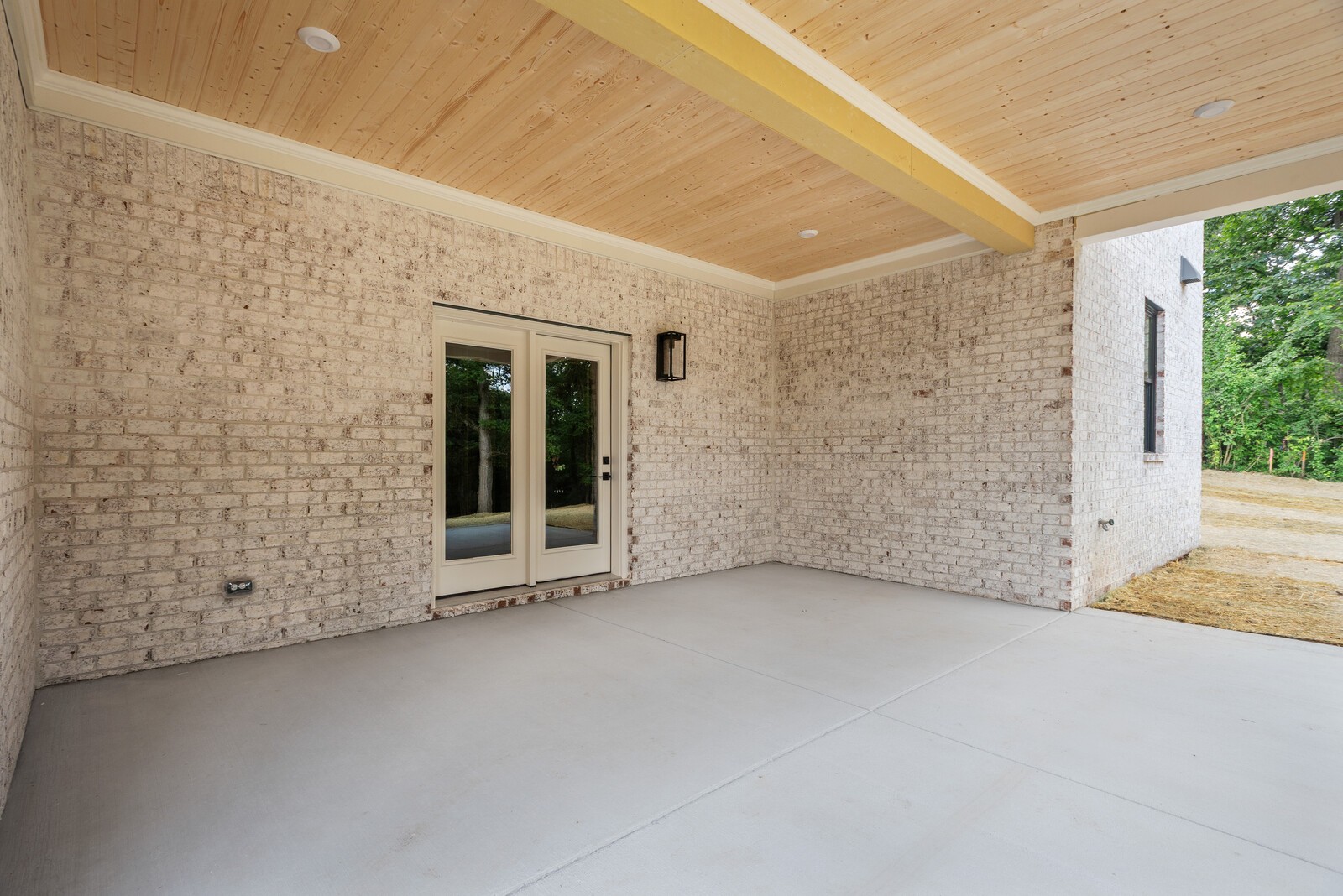 0 Bethesda-Arno Road Thompson's Station, TN 37179 - Photo 65 of 78 a view of an empty room with a window