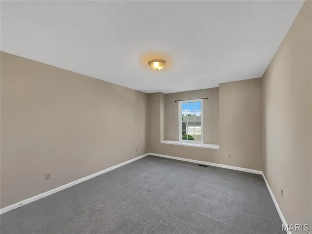 $434,000 | 276 Greenshire Lane, Dardenne Prairie, MO 63368