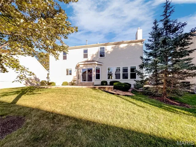 $434,000 | 276 Greenshire Lane, Dardenne Prairie, MO 63368