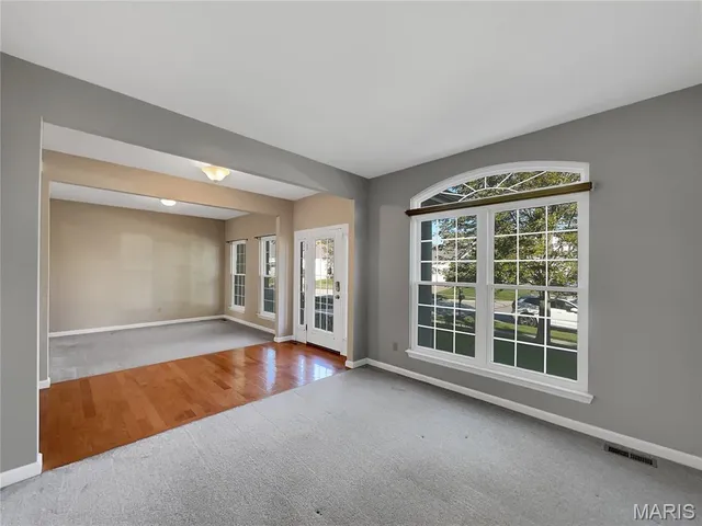 $434,000 | 276 Greenshire Lane, Dardenne Prairie, MO 63368