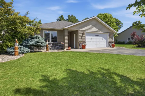 $425,000 | 728 Lake Forest Circle, Detroit Lakes, MN 56501