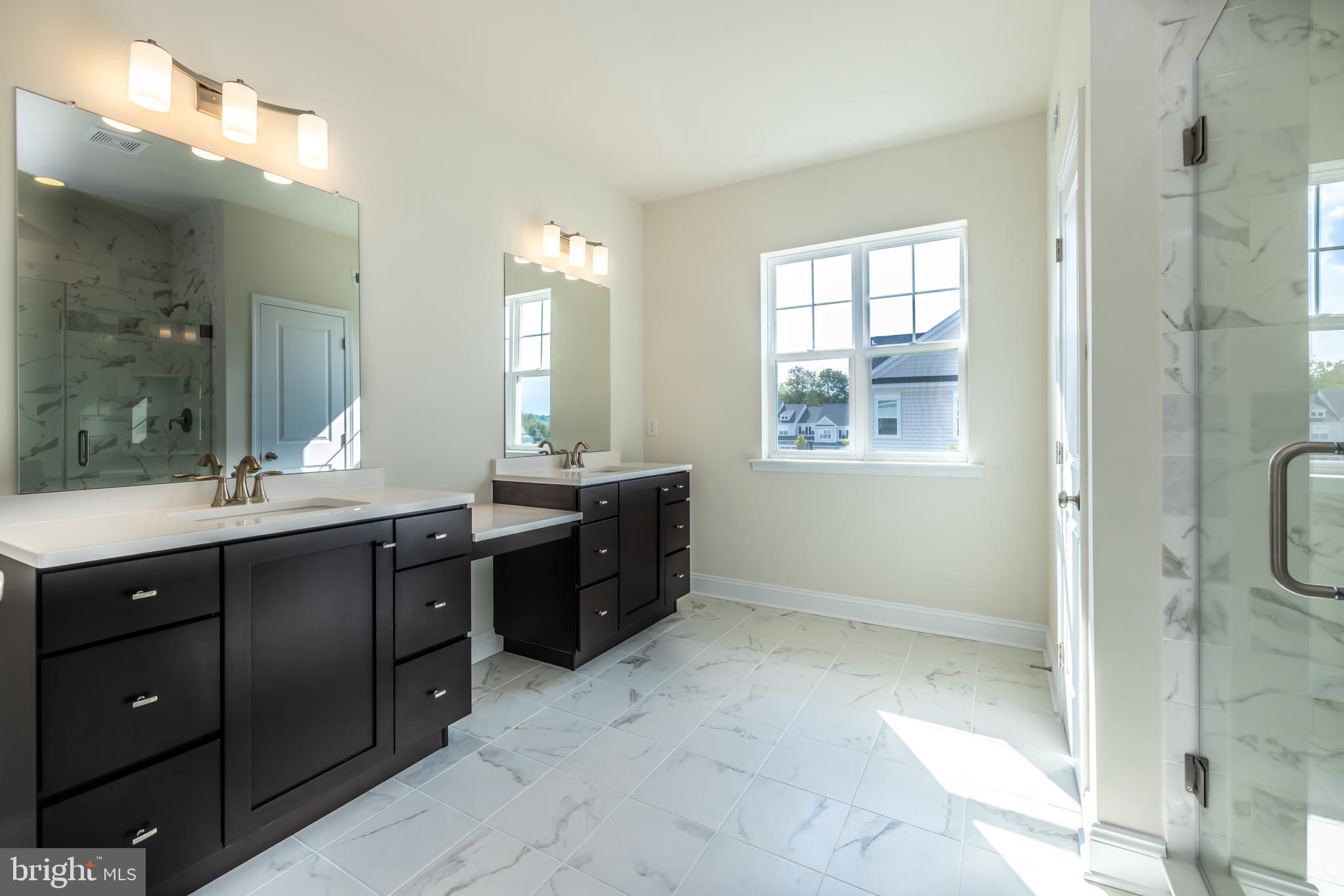 36 Midsummer Drive Newtown Square, PA 19073 - Photo 17 of 29 Main Bathroom