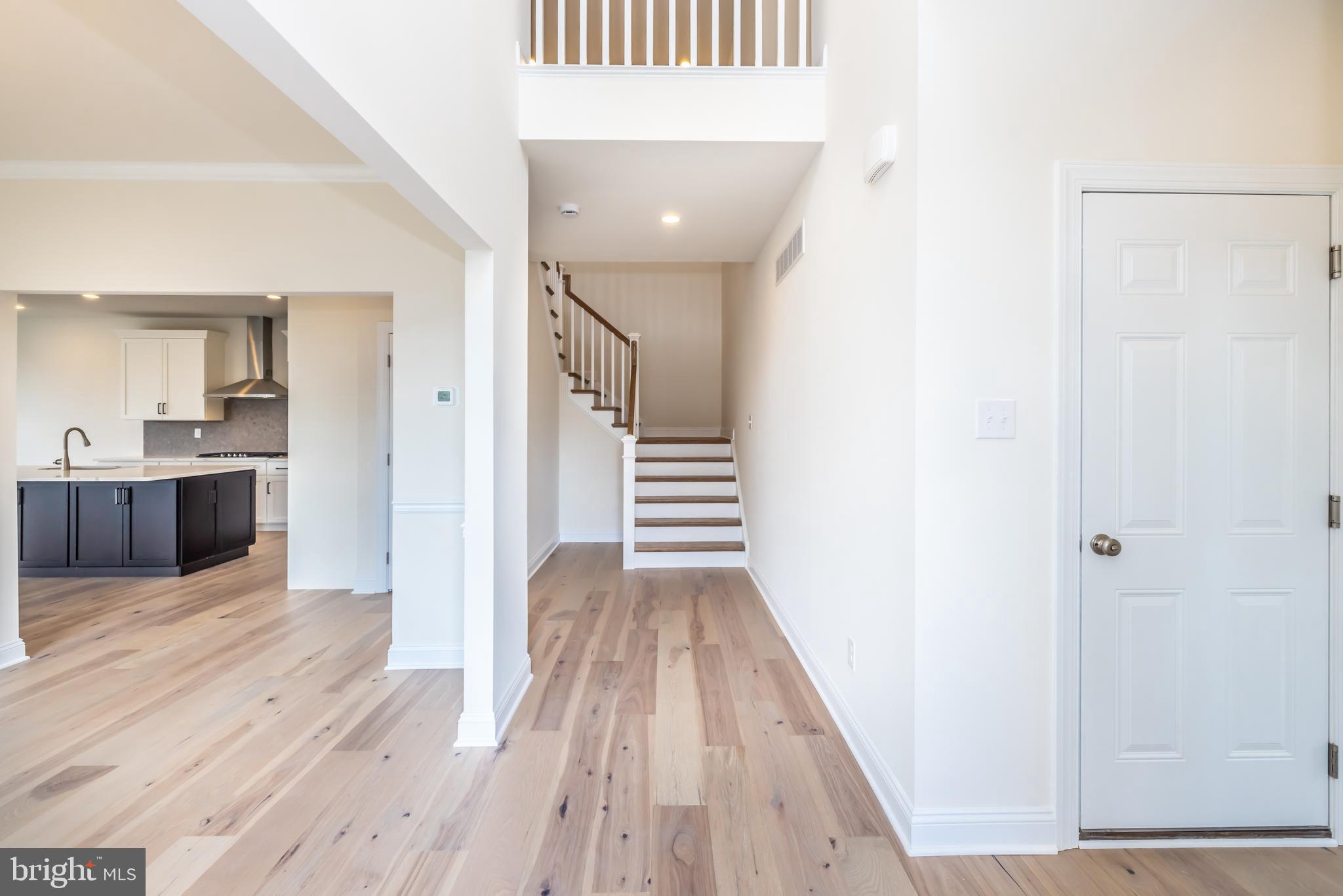 36 Midsummer Drive Newtown Square, PA 19073 - Photo 3 of 29 Beautiful Turn-Around Oak Tread Stairs