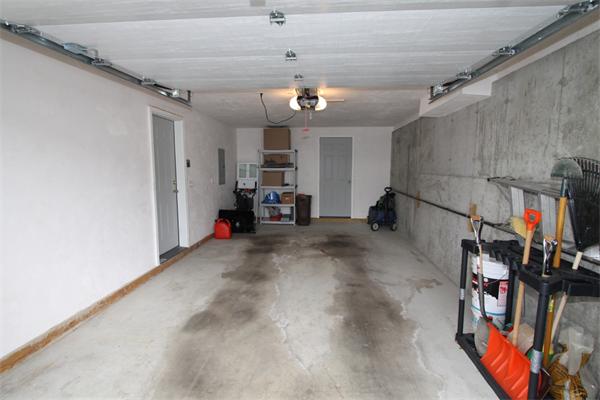 22 Lilac Lane Worcester, MA 01607 - Photo 21 of 22 Gallery Image 21