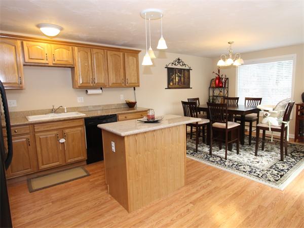 22 Lilac Lane Worcester, MA 01607 - Photo 6 of 22 Gallery Image 6