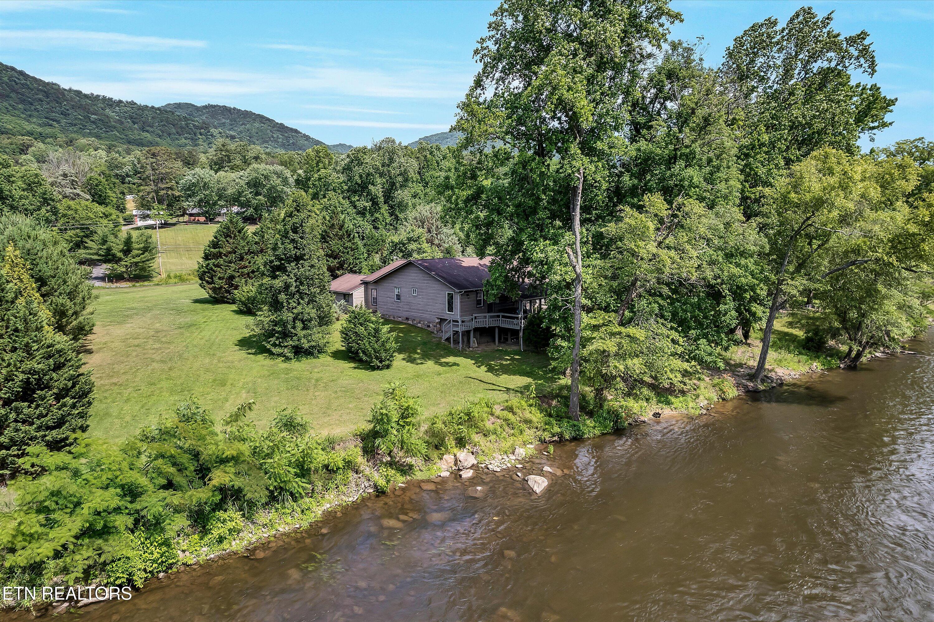 2259 Hartford Road Cosby, TN 37722 - Photo 9 of 24 33-2259 Hartford Rd-33