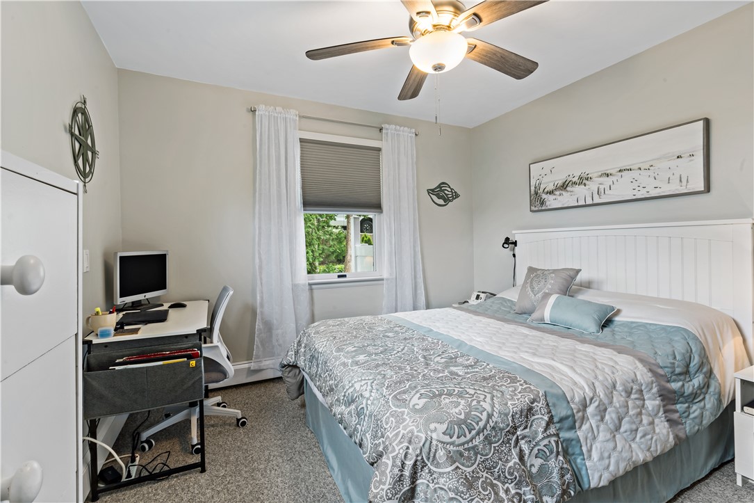 2 Seacrest Drive Westerly, RI 02891 - Photo 21 of 40