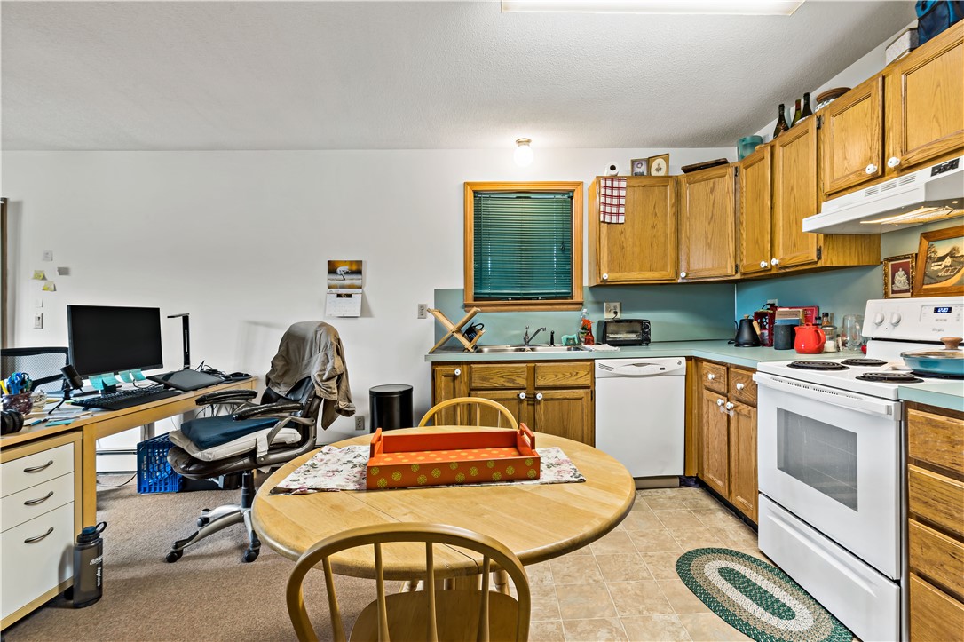 2 Seacrest Drive Westerly, RI 02891 - Photo 30 of 40