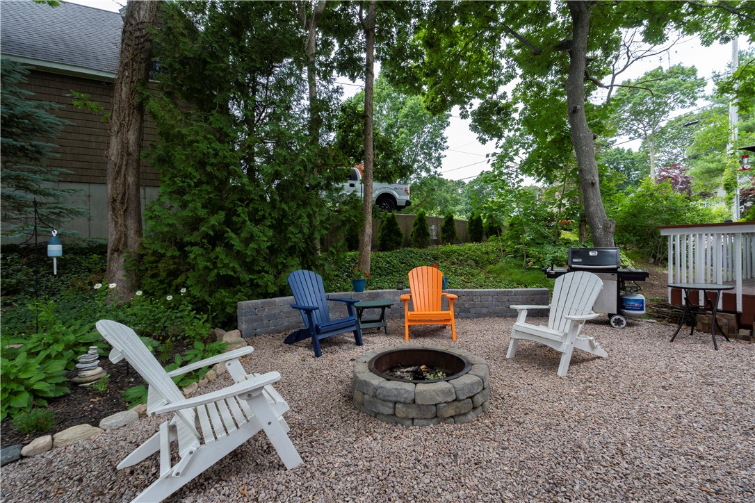 2 Seacrest Drive Westerly, RI 02891 - Photo 38 of 40