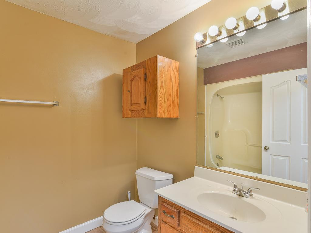 2010 Roaring Fork Road Greeneville, TN 37745 - Photo 22 of 36 Photo 22