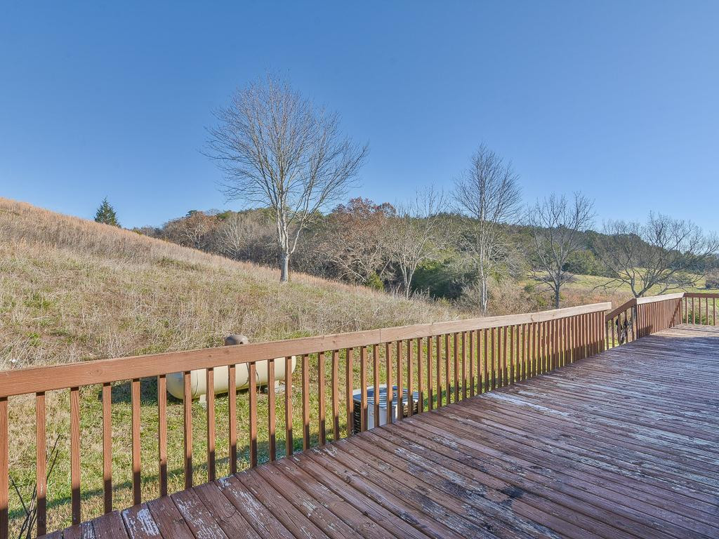 2010 Roaring Fork Road Greeneville, TN 37745 - Photo 7 of 36 Photo 7