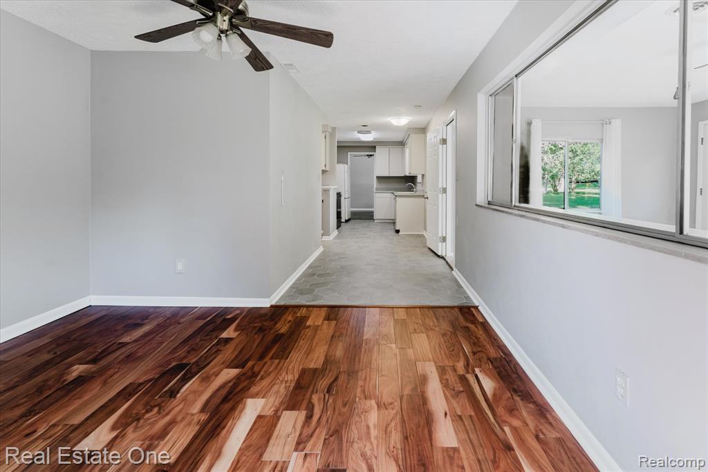 2270 Kingsford Road Rochester Hills, MI 48309 - Photo 18 of 43