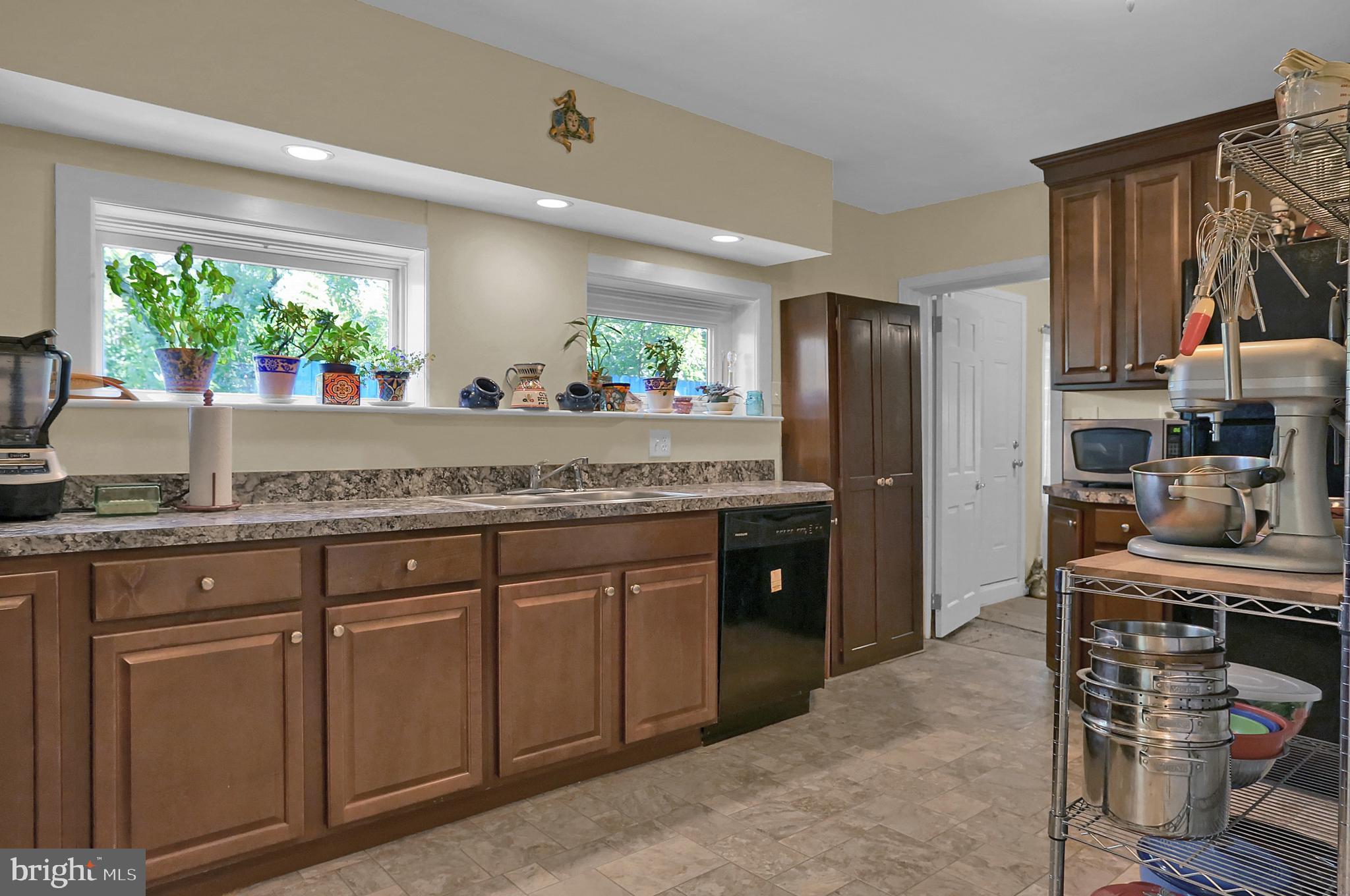 218 Walnut Level Road New Cumberland, PA 17070 - Photo 13 of 42 Gallery Image 13