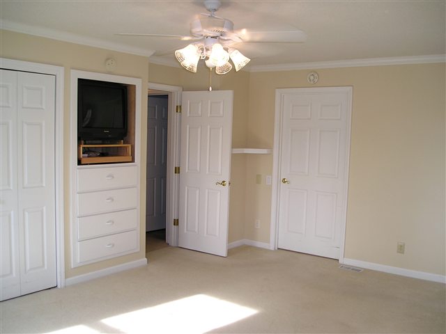 113 Ashley Road, Unit WALKING DISTANCE TO CLEMS Clemson, SC 29631 - Photo 12 of 25 Gallery Image 12