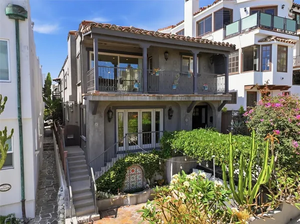 $14,450 | 221 24th Street, Manhattan Beach, CA 90266