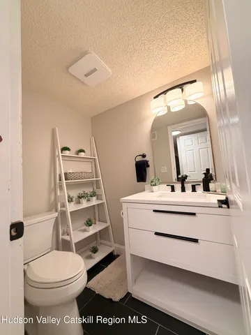 $445,000 | 102 Brightonwood Road, Glenmont, NY 12077