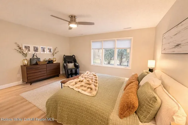 $445,000 | 102 Brightonwood Road, Glenmont, NY 12077