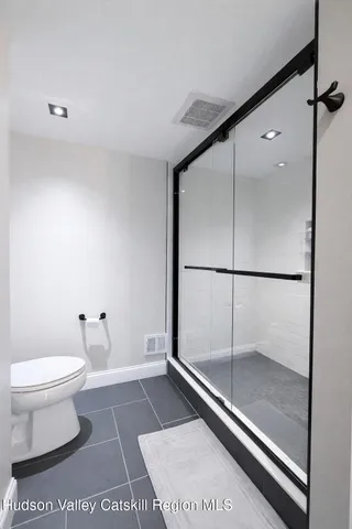 $445,000 | 102 Brightonwood Road, Glenmont, NY 12077