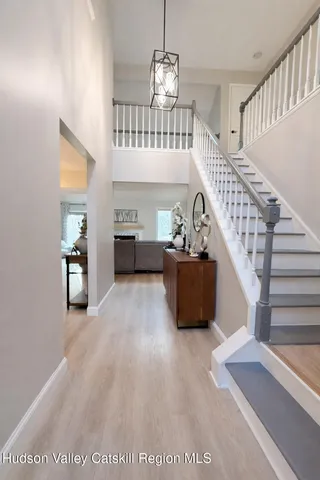 $445,000 | 102 Brightonwood Road, Glenmont, NY 12077