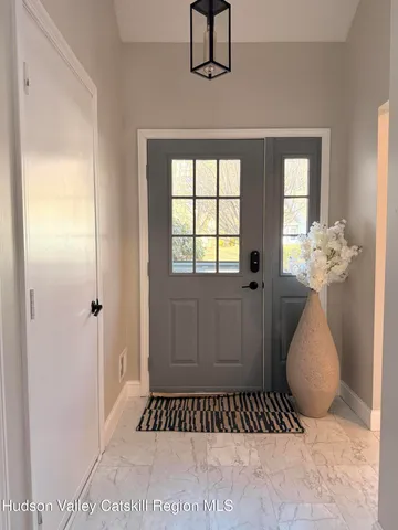 $445,000 | 102 Brightonwood Road, Glenmont, NY 12077