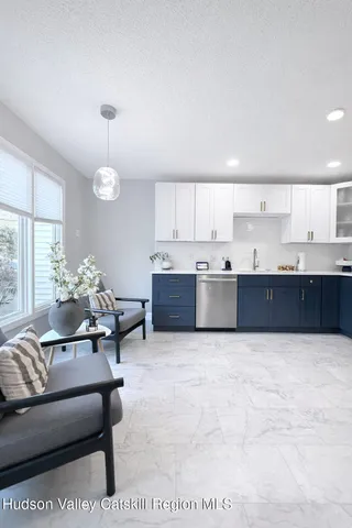 $445,000 | 102 Brightonwood Road, Glenmont, NY 12077