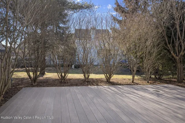 $445,000 | 102 Brightonwood Road, Glenmont, NY 12077