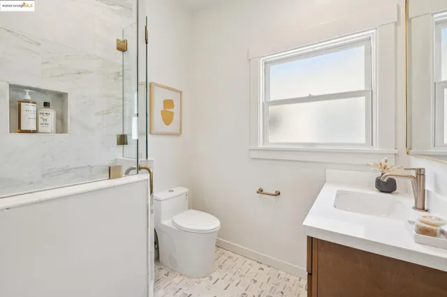 $2,248,000 | 101 Palm Drive, Piedmont, CA 94610