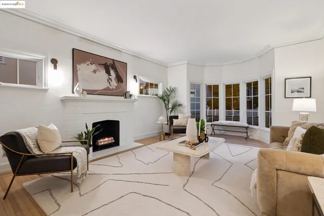 $2,248,000 | 101 Palm Drive, Piedmont, CA 94610