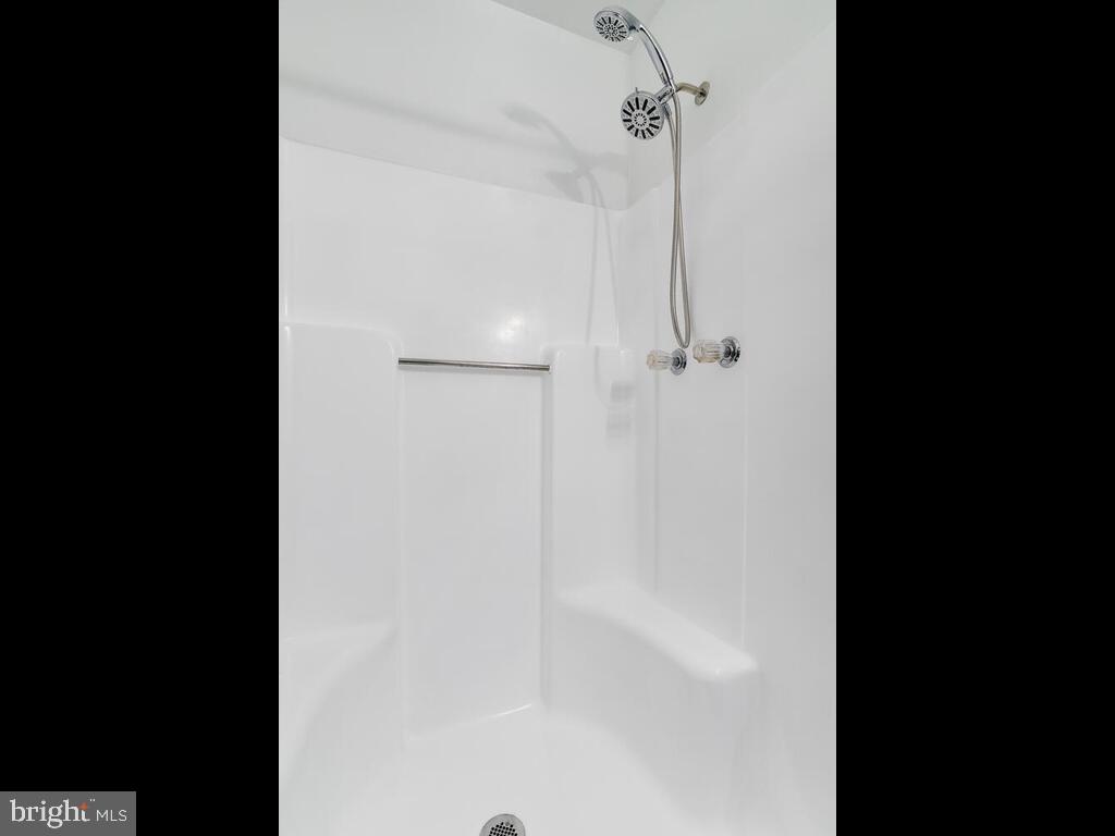 9405 North Laurel Road Laurel, MD 20723 - Photo 14 of 48