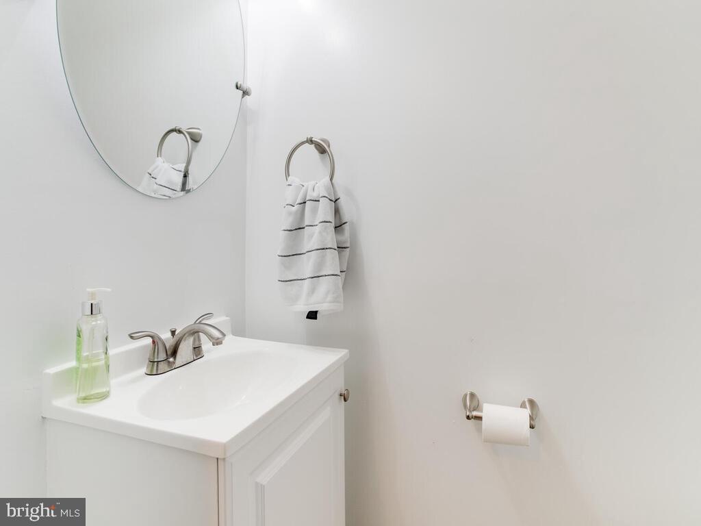 9405 North Laurel Road Laurel, MD 20723 - Photo 41 of 48