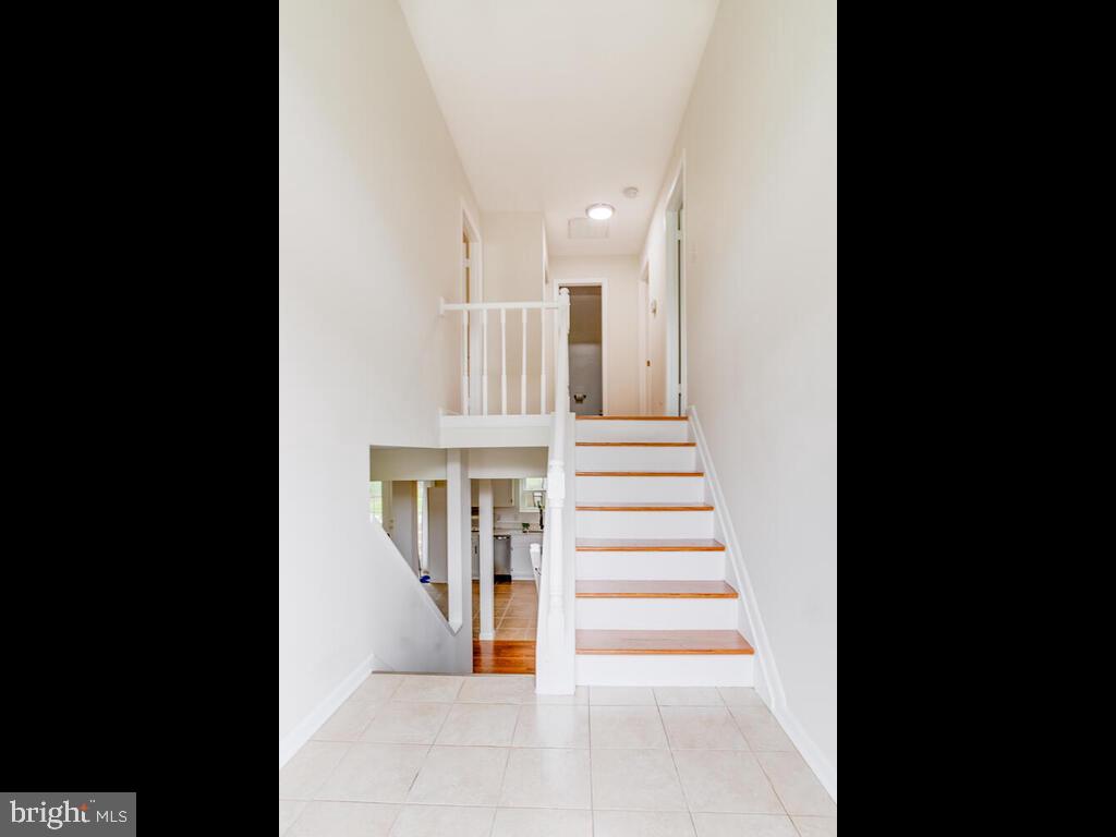 9405 North Laurel Road Laurel, MD 20723 - Photo 6 of 48