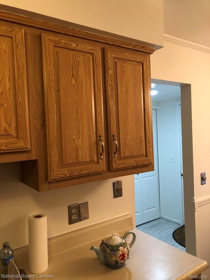 4294 15 Mile Road Sterling Heights, MI 48310 - Photo 3 of 9 0.jpg