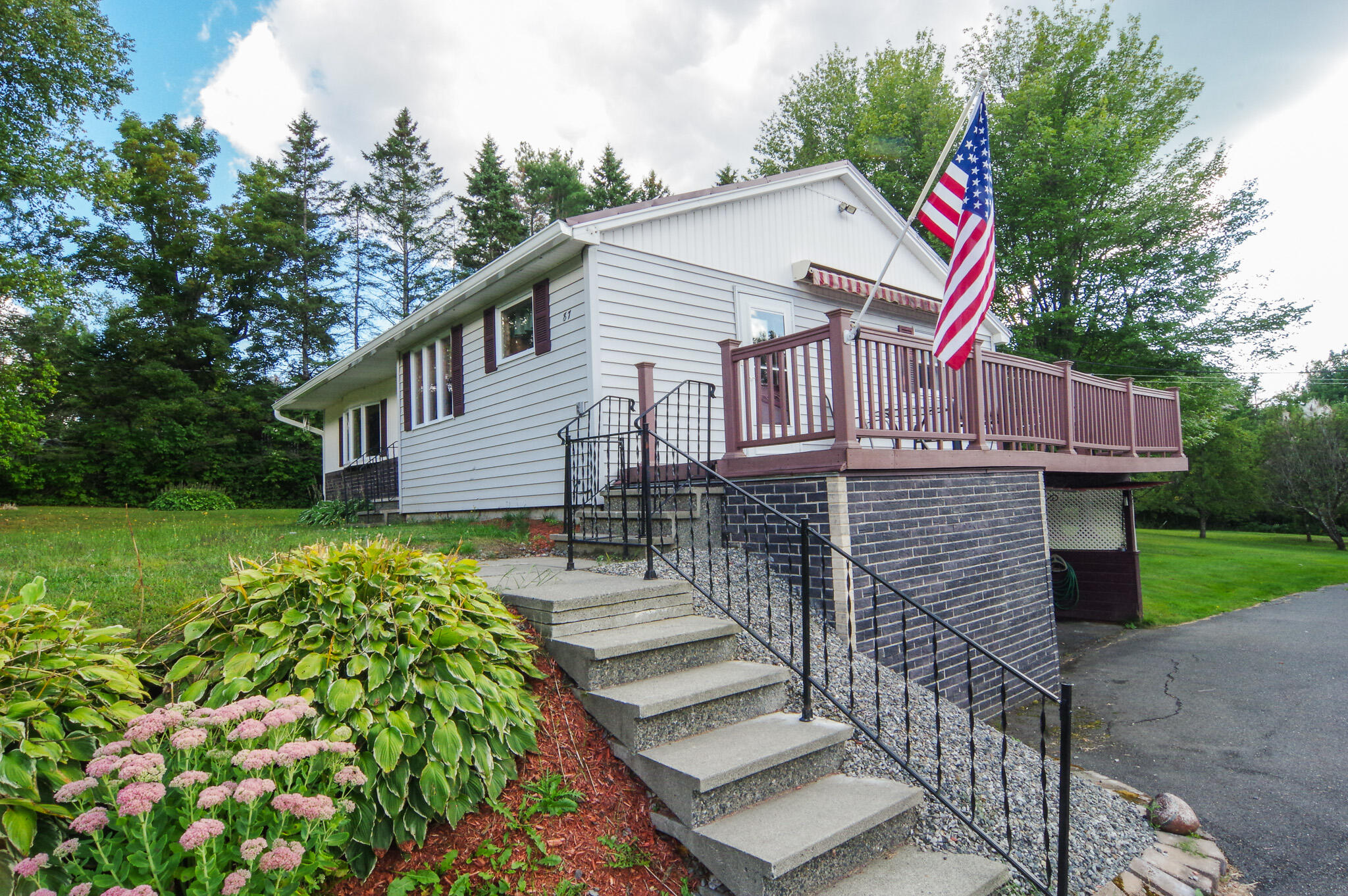 87 North North Dexter Road Sangerville, ME 04479 - Photo 3 of 56 IMGP9301